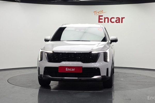 2025 Kia Sorento с пробегом 13 798 км