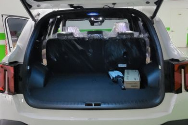 2025 Kia Sorento с пробегом 1 700 км