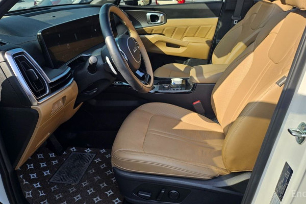 2023 Kia Sorento с пробегом 23 176 км