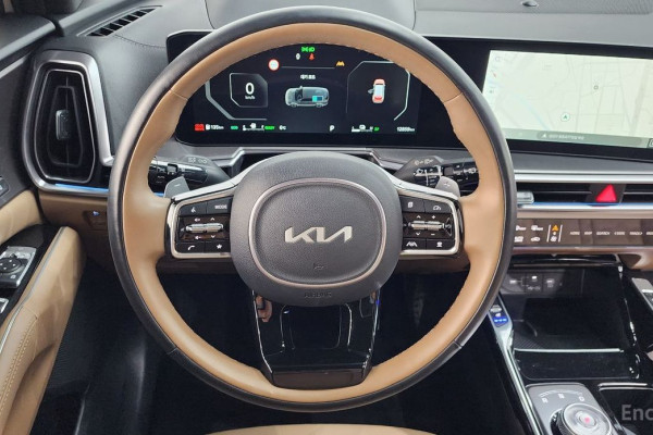 2023 Kia Sorento с пробегом 12 859 км