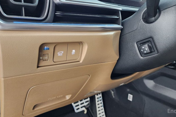 2023 Kia Sorento с пробегом 12 859 км