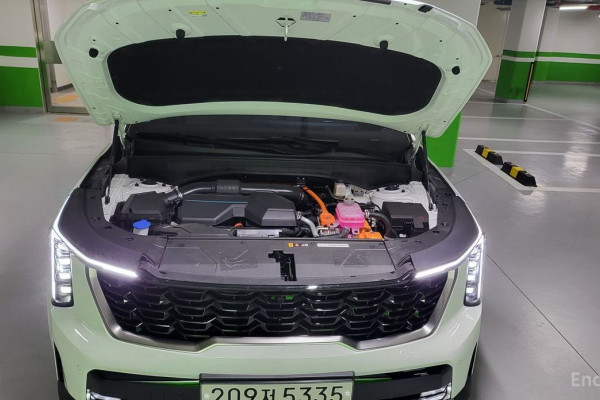 2025 Kia Sorento с пробегом 1 700 км