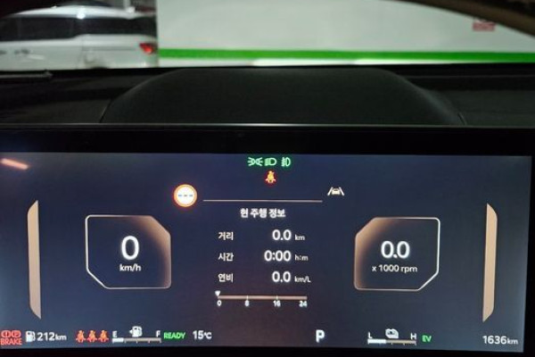 2025 Kia Sorento с пробегом 1 700 км