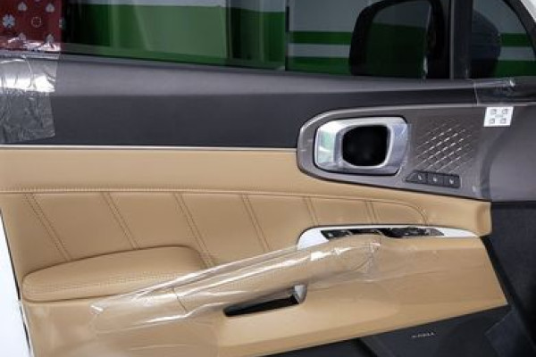 2025 Kia Sorento с пробегом 1 700 км