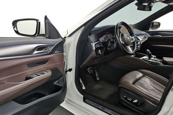 2023 BMW 6 серии с пробегом 48 972 км