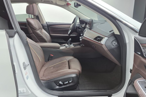 2023 BMW 6 серии с пробегом 42 588 км