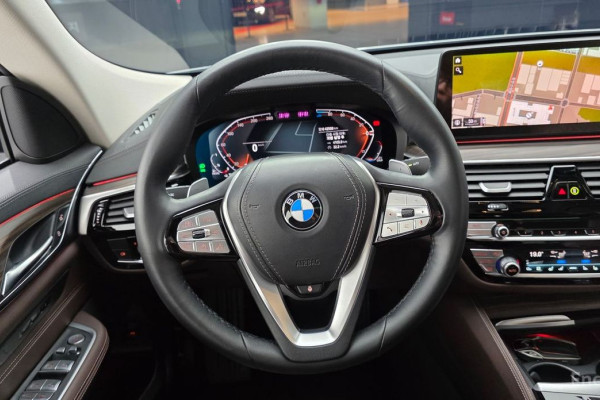 2023 BMW 6 серии с пробегом 42 588 км