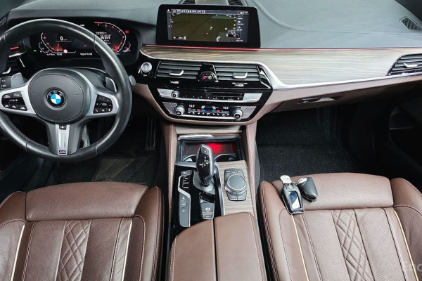 2020 BMW 6 серии с пробегом 56 523 км