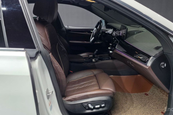 2021 BMW 6 серии с пробегом 138 687 км