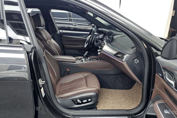 2022 BMW 6 серии с пробегом 84 629 км