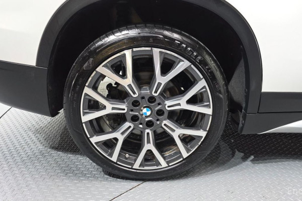 2022 BMW X1 с пробегом 73 321 км