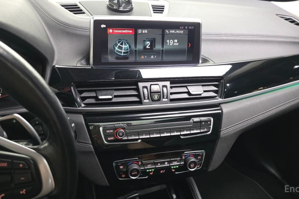 2022 BMW X1 с пробегом 73 321 км