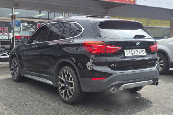 2022 BMW X1 с пробегом 73 292 км