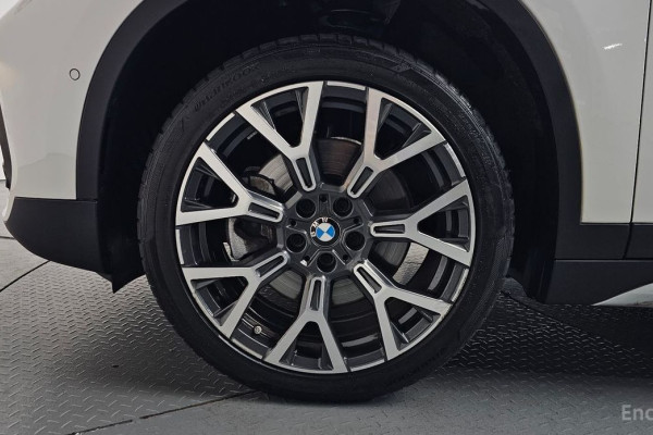 2022 BMW X1 с пробегом 71 979 км