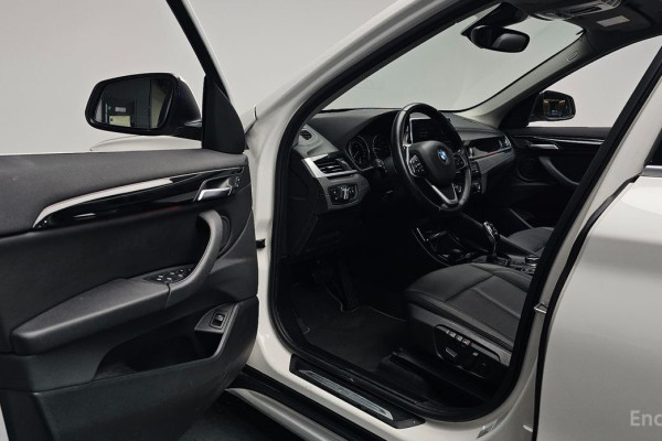 2022 BMW X1 с пробегом 71 979 км