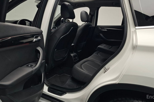 2022 BMW X1 с пробегом 71 979 км