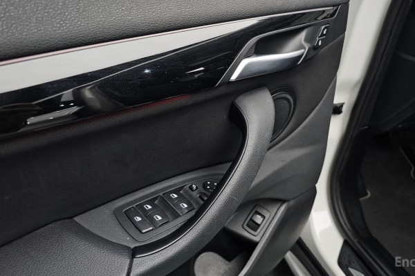 2022 BMW X1 с пробегом 71 979 км