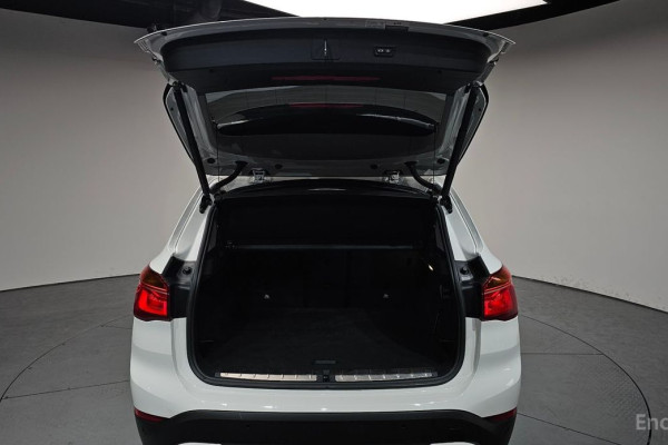 2022 BMW X1 с пробегом 71 979 км