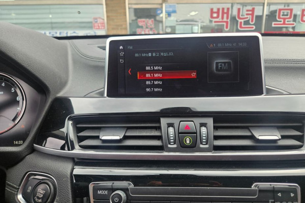 2022 BMW X1 с пробегом 73 292 км