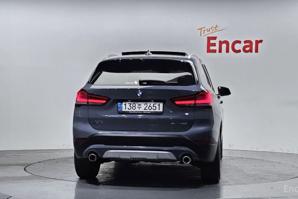 2021 BMW X1 с пробегом 47 605 км