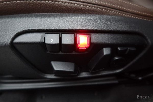 2021 BMW X1 с пробегом 129 922 км