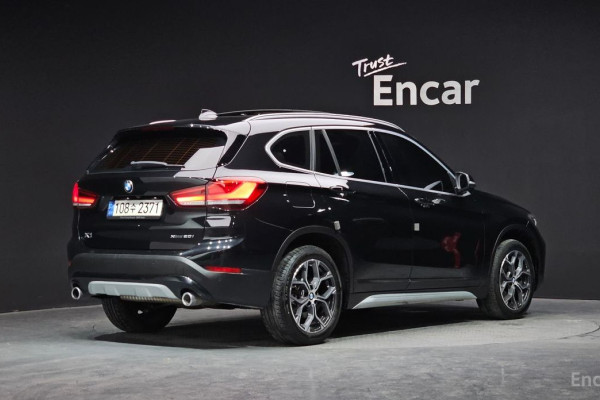 2021 BMW X1 с пробегом 44 682 км