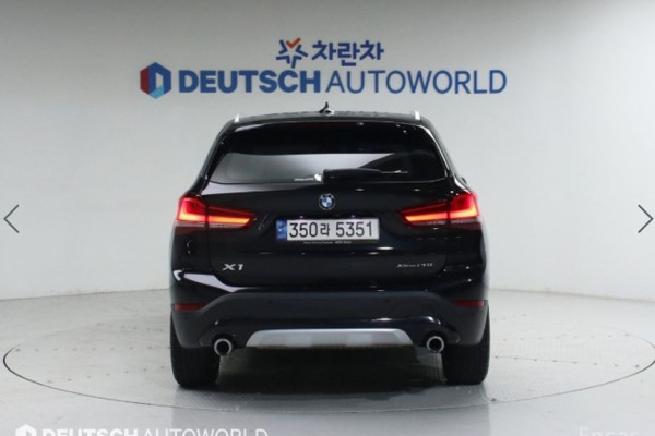 2021 BMW X1 с пробегом 67 486 км
