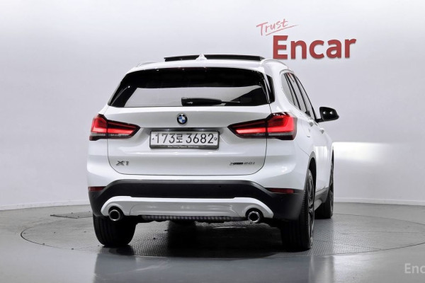 2020 BMW X1 с пробегом 60 908 км
