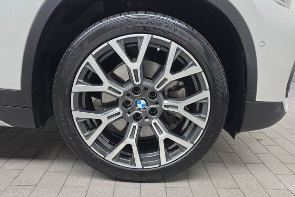 2022 BMW X1 с пробегом 49 255 км