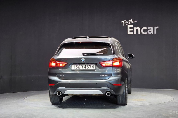 2022 BMW X1 с пробегом 73 731 км