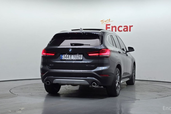 2022 BMW X1 с пробегом 43 673 км