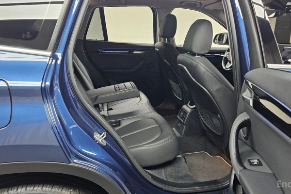 2022 BMW X1 с пробегом 45 698 км