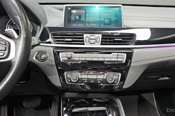 2022 BMW X1 с пробегом 73 731 км