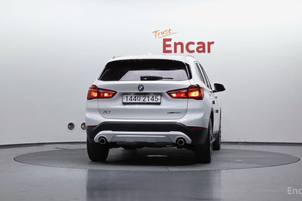 2022 BMW X1 с пробегом 75 640 км