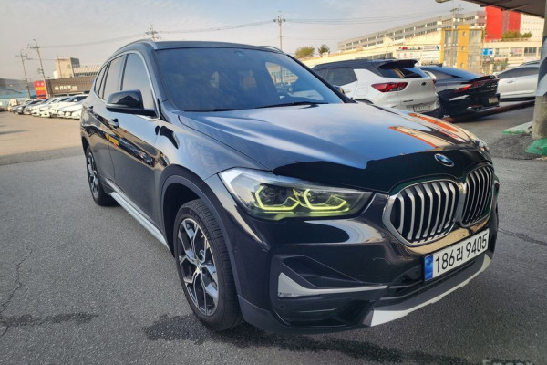 2021 BMW X1 с пробегом 49 015 км