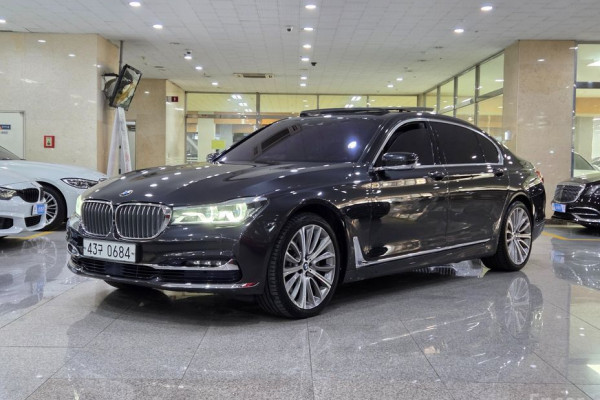 2016 BMW 7 серии с пробегом 143 797 км