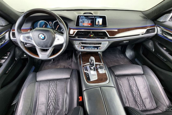 2016 BMW 7 серии с пробегом 114 334 км