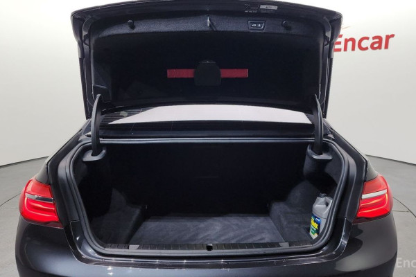 2016 BMW 7 серии с пробегом 114 334 км