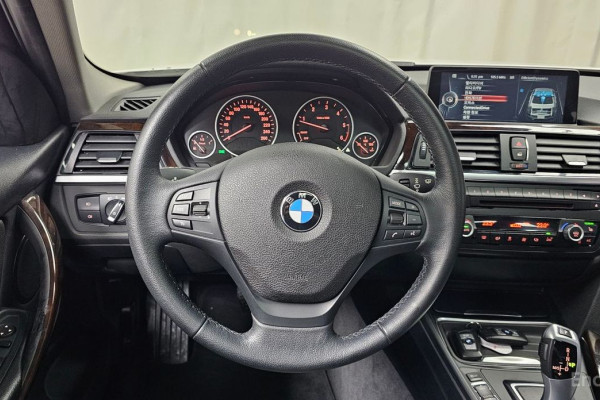2015 BMW 3 серии с пробегом 72 627 км