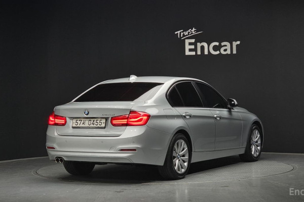 2015 BMW 3 серии с пробегом 121 942 км