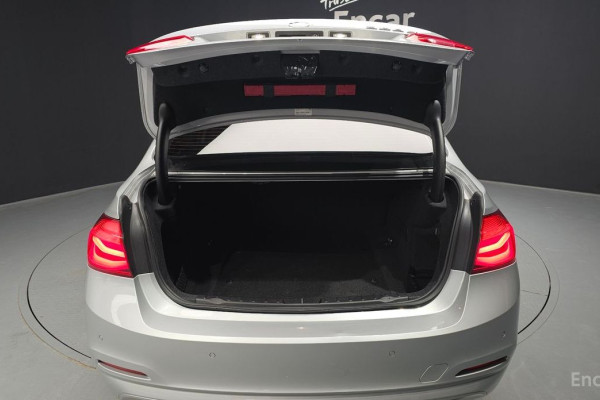 2015 BMW 3 серии с пробегом 121 942 км