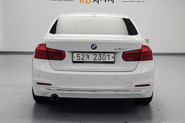 2018 BMW 3 серии с пробегом 47 463 км