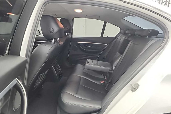 2018 BMW 3 серии с пробегом 47 463 км