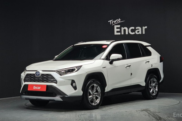 2021 Toyota RAV4 с пробегом 70 457 км