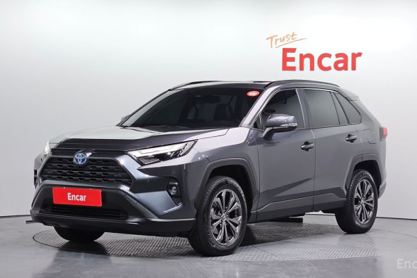 2023 Toyota RAV4 с пробегом 37 466 км