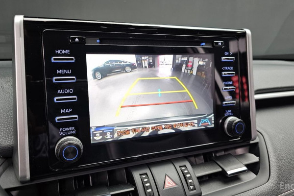 2021 Toyota RAV4 с пробегом 70 457 км