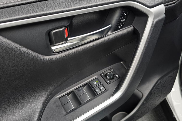 2021 Toyota RAV4 с пробегом 70 457 км