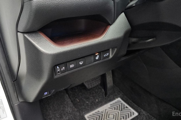 2021 Toyota RAV4 с пробегом 70 457 км