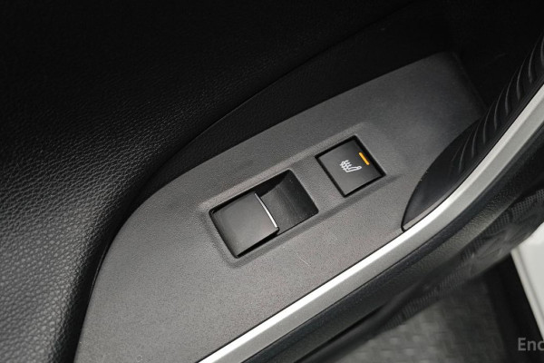 2021 Toyota RAV4 с пробегом 70 457 км