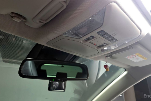 2023 Toyota RAV4 с пробегом 104 676 км